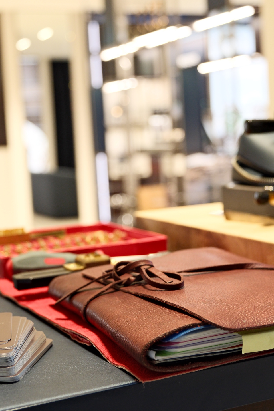 Evenement pour ouverture de boutique - luxe - maroquinerie