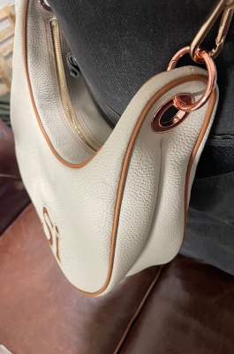 commandes sur-mesure de sac en cuir - Sac SI - yvon morin