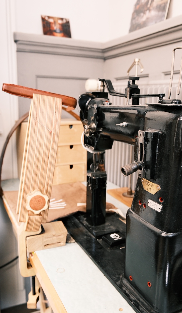 reparation et renovation - cuir - Yvon Morin - Suisse - autres services 2